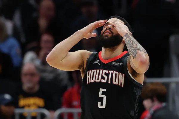 忠泰策略 预计赛季报销！范弗利特右膝前交叉韧带撕裂 火箭两人将承担重任